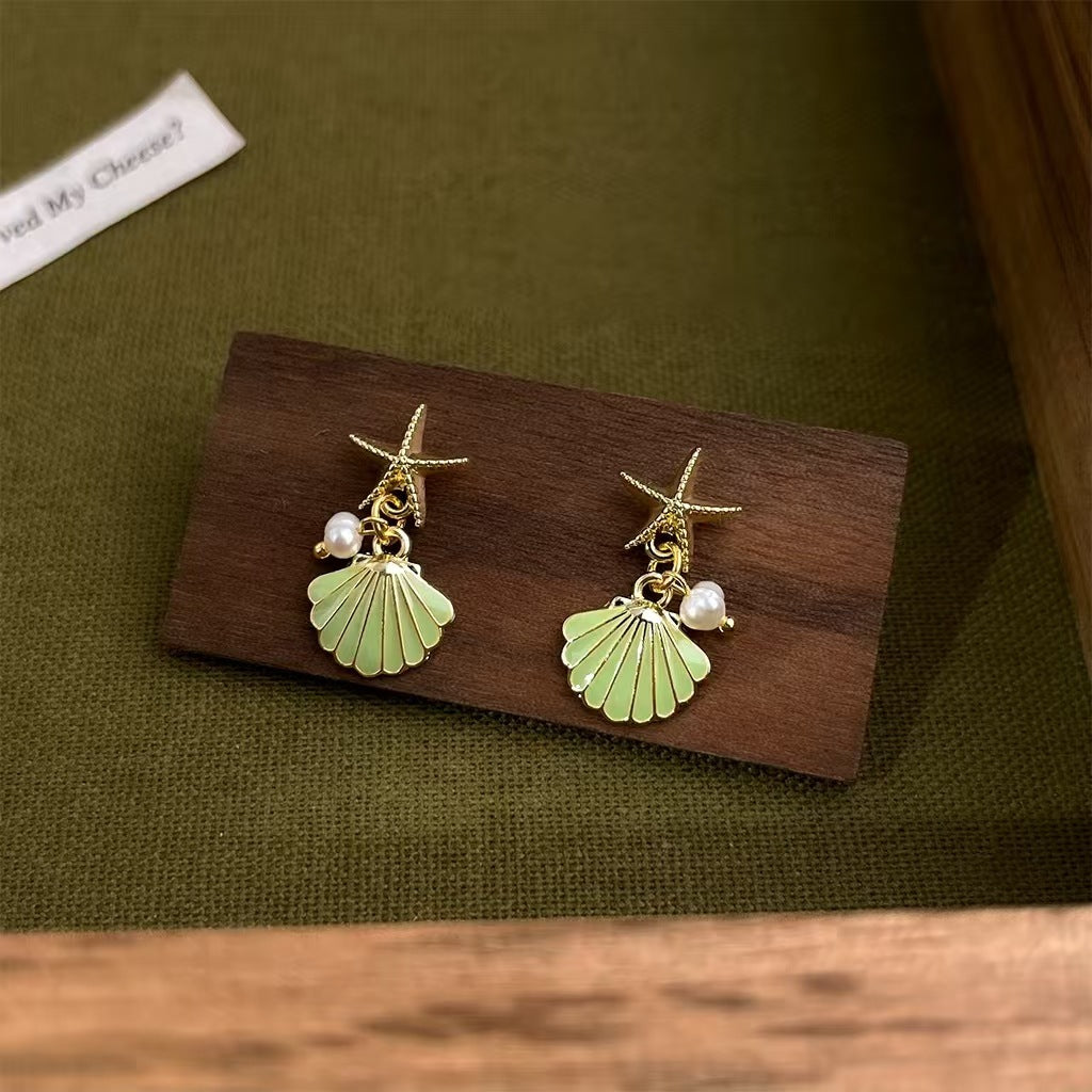 14K Starfish Shell Earrings