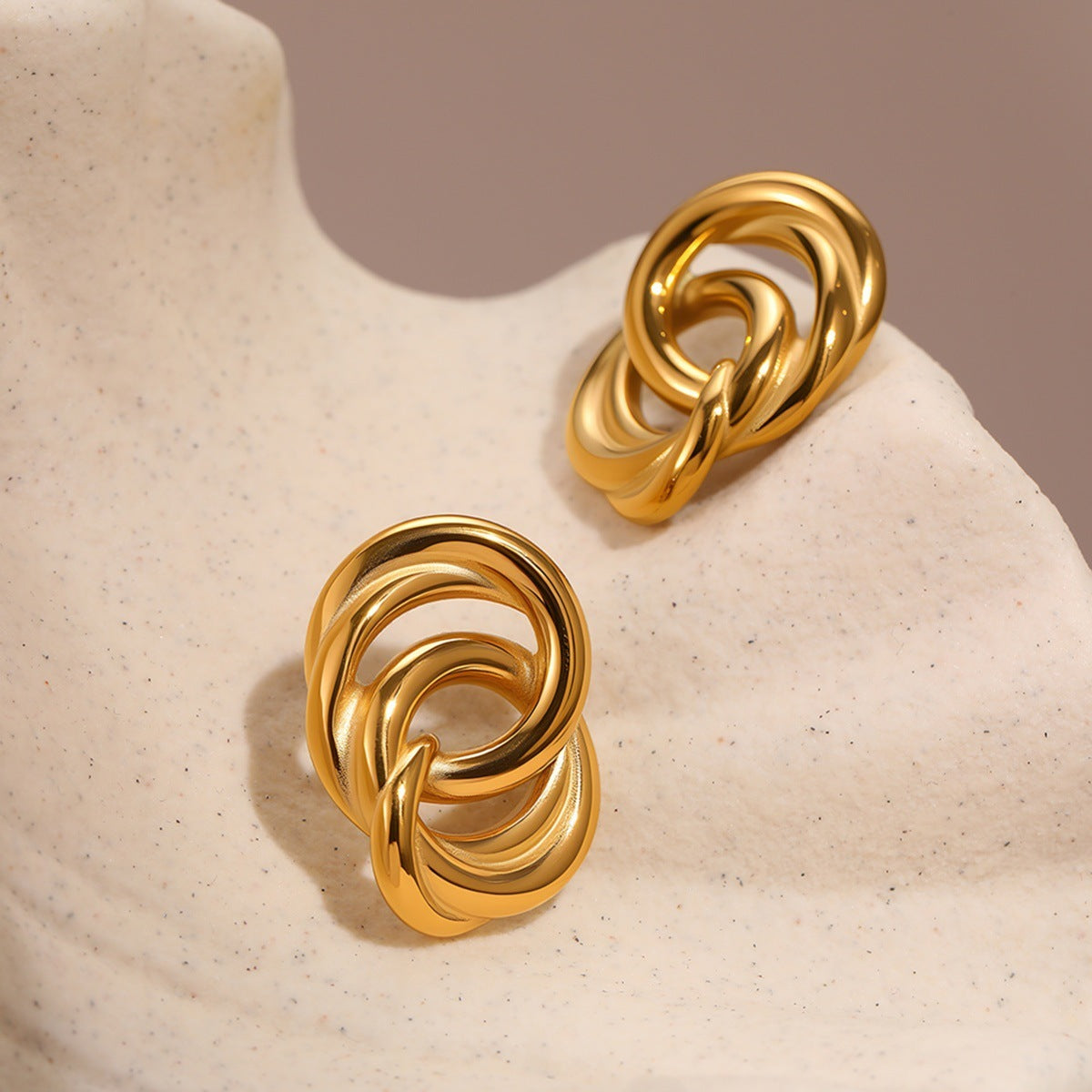 Non-Fading Circle Earrings