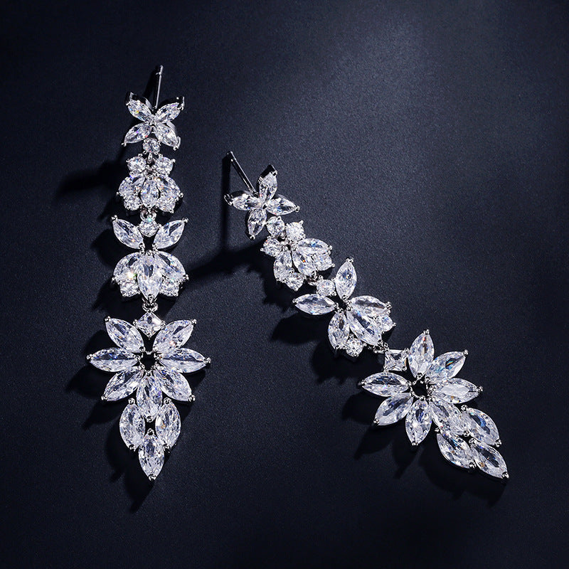 Leaf Zirconia Earrings